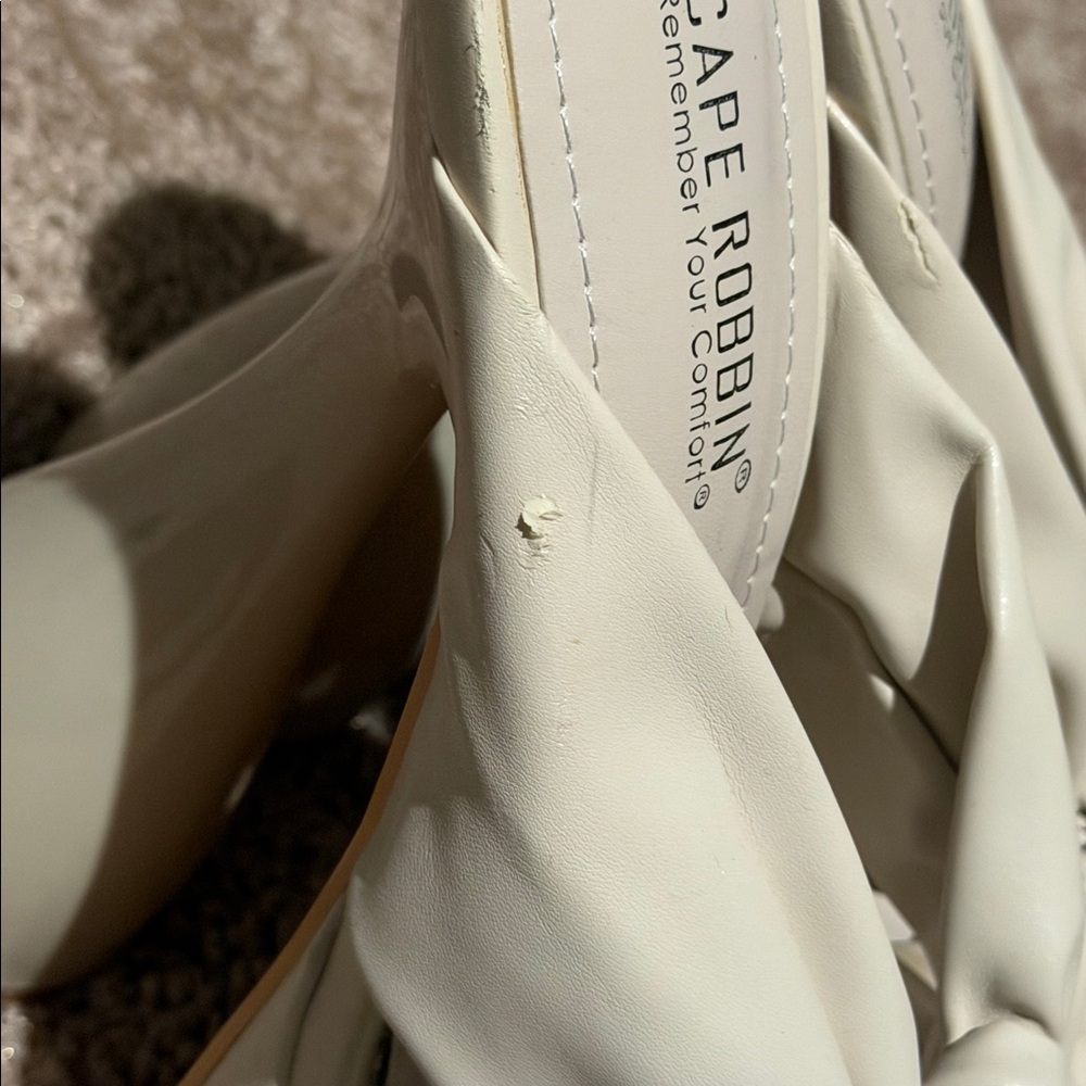 Cape Robbin Ivory Platform Mule Heels | Sculptural Heel | Size 8 - Picture 3 of 9